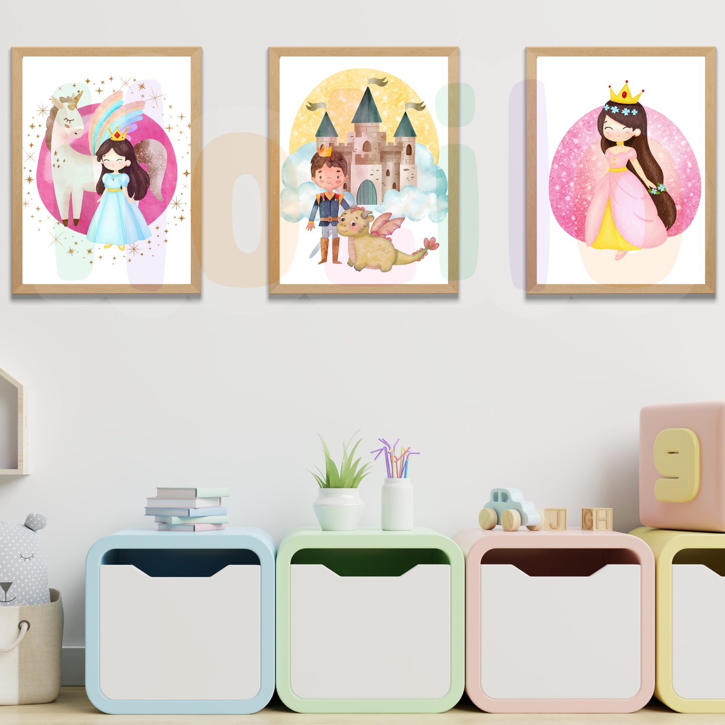 idei decor camera copiilor, decor pereti camera copii, decor perete camera copii, tablou copii printesa unicorn, decor dormitorul copiilor, camera fetite, camera baiatului, camera bebelusului, decor modern, decor camera copiilor, decor jucaus, printesa blonda, roz, auriu, curcubeua, printesa bruneta, printesa satena, decor de primavara, print, printesa, dragoni, unicorn, castel